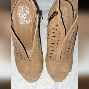 Vince camuto booties